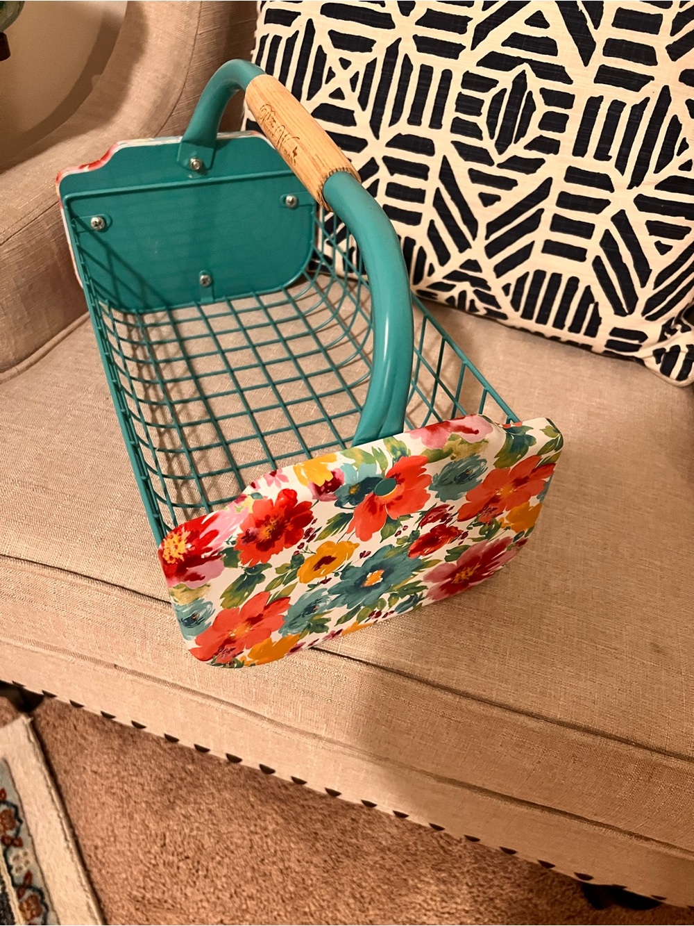 Pioneer Woman Large Wire Storage Basket with Wooden Handle